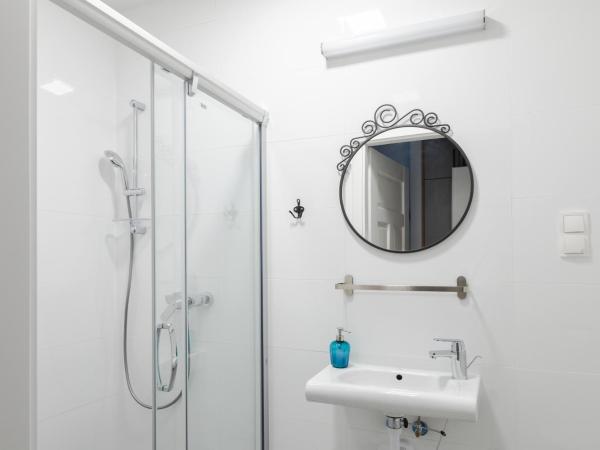 MoHo XL : photo 1 de la chambre chambre double ou lits jumeaux avec salle de bains privative
