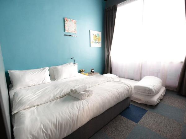 Vibrant Hostel : photo 1 de la chambre chambre familiale