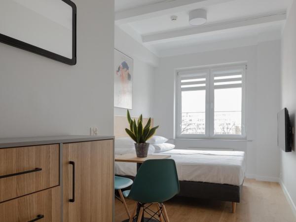 MoHo XL : photo 1 de la chambre chambre double ou lits jumeaux avec salle de bains