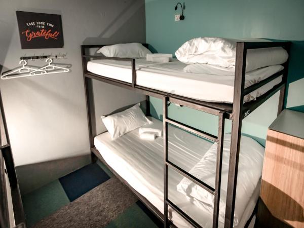 Vibrant Hostel : photo 1 de la chambre lit dans dortoir mixte de 4 lits