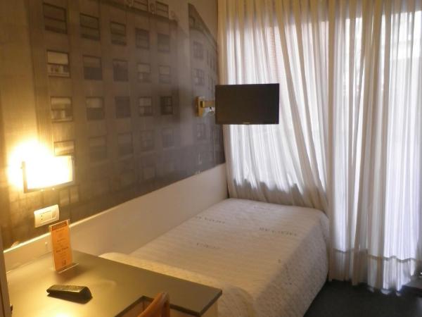 Hotel Photo Zabalburu : photo 4 de la chambre chambre simple