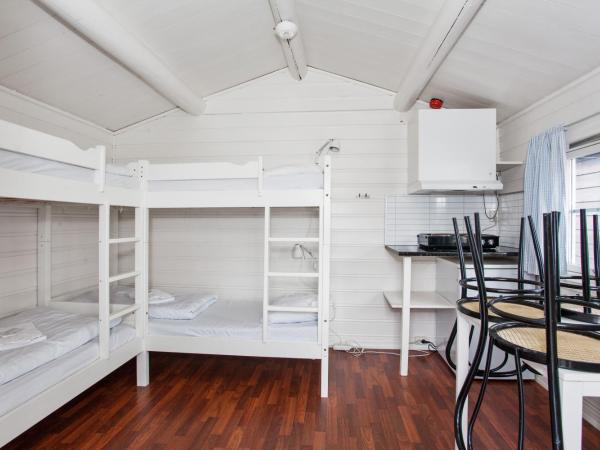 Midttun Motell & Camping AS : photo 2 de la chambre cottage (no kitchen equipment included)