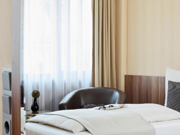 Living Hotel Düsseldorf : photo 2 de la chambre chambre simple affaires