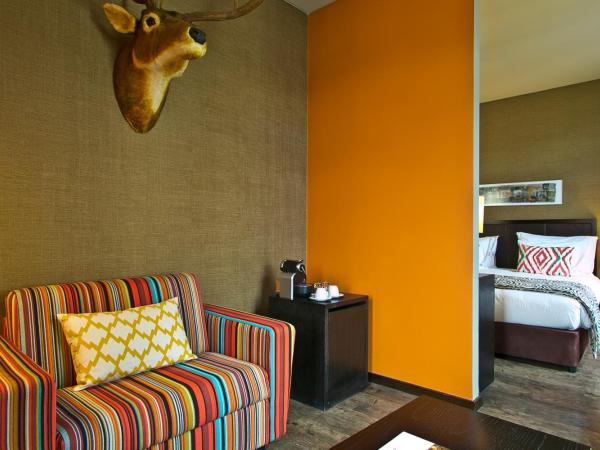 Internacional Design Hotel : photo 7 de la chambre suite - vue sur place rossio
