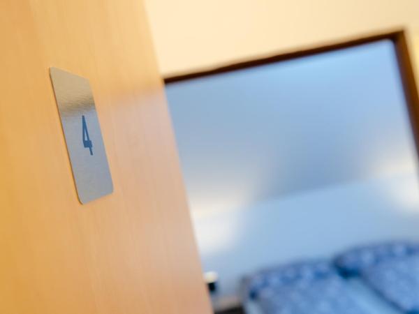 Penzion Hády : photo 5 de la chambre chambre double ou lits jumeaux avec douche