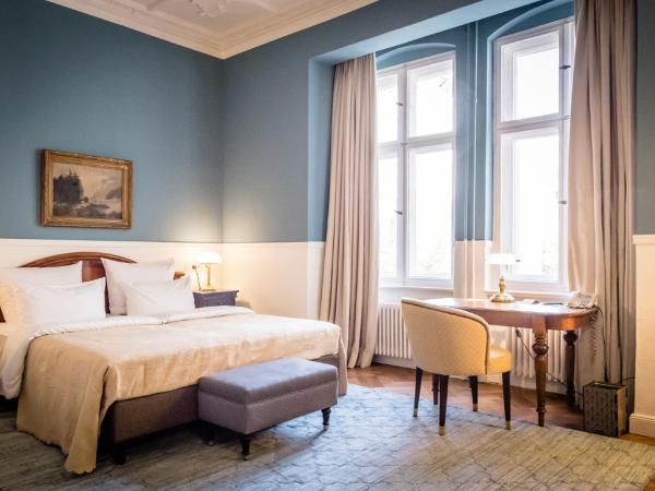 HENRI Hotel Berlin Kurfürstendamm : photo 1 de la chambre chambre double salon