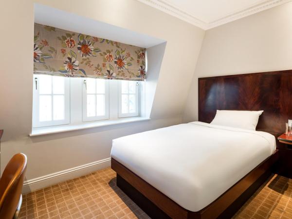 Radisson Blu Hotel, London Euston Square - formerly Grafton : photo 1 de la chambre chambre simple supérieure