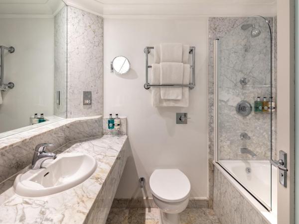 Radisson Blu Hotel, London Euston Square - formerly Grafton : photo 5 de la chambre chambre double ou lits jumeaux standard