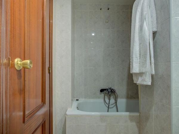 Emperatriz II : photo 5 de la chambre chambre lits jumeaux avec lit d’appoint - 301