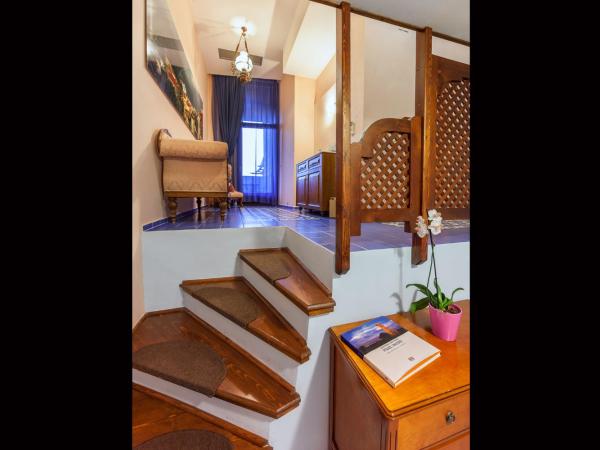 In Camera Art Boutique Hotel : photo 5 de la chambre suite deluxe avec balcon privé (nymphe d'hélios)