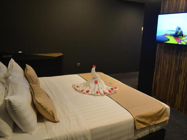 Artworks Hotel Ipoh : photo 8 de la chambre suite lit king-size