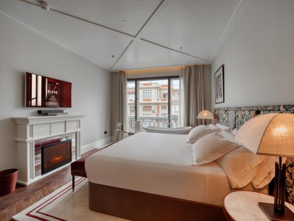 BLESS Hotel Madrid - The Leading Hotels of the World : photo 3 de la chambre suite studio - vue sur velázquez