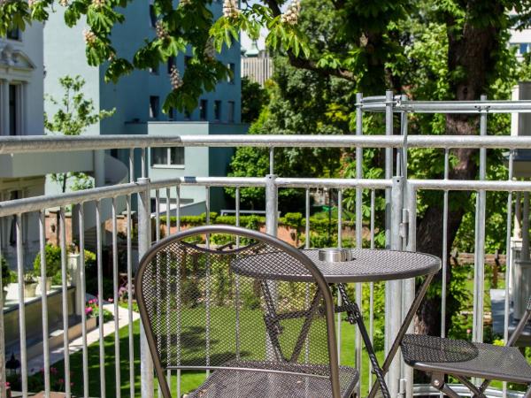 Hotel Spiess & Spiess : photo 6 de la chambre suite junior - vue sur jardin