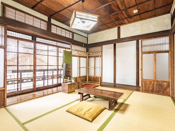 ゲストハウス君彩家 kimidoriya : photo 3 de la chambre chambre triple avec salle de bains commune