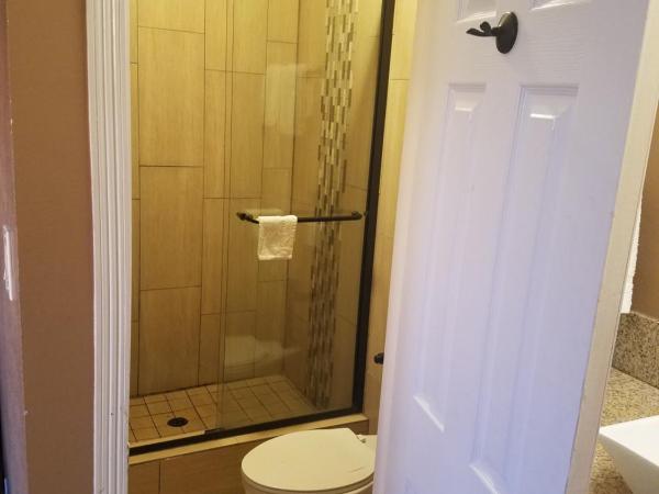 Flight Motel : photo 4 de la chambre chambre lit king-size