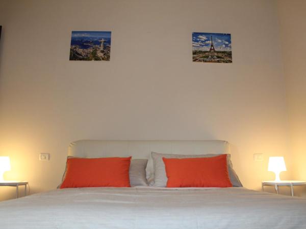 B&b My Bergamo : photo 3 de la chambre chambre double avec lit d'appoint