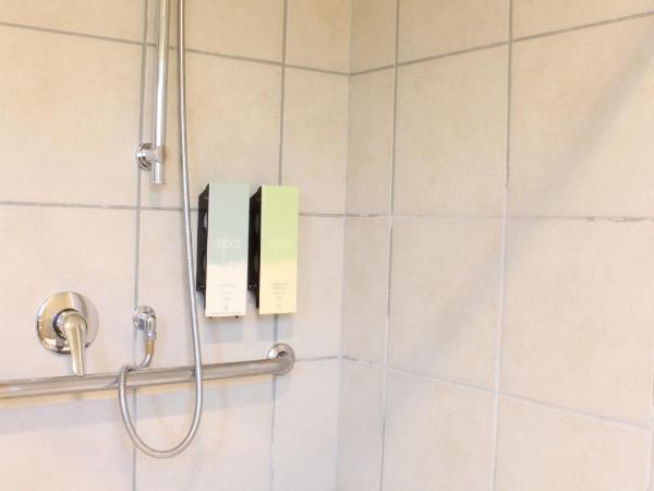 ASURE Abbella Lodge Motel : photo 7 de la chambre studio - accessible aux personnes à mobilité réduite