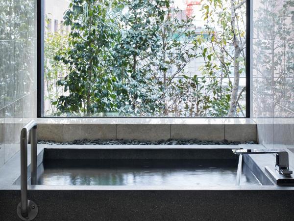 THE THOUSAND KYOTO : photo 3 de la chambre suite lits jumeaux spa