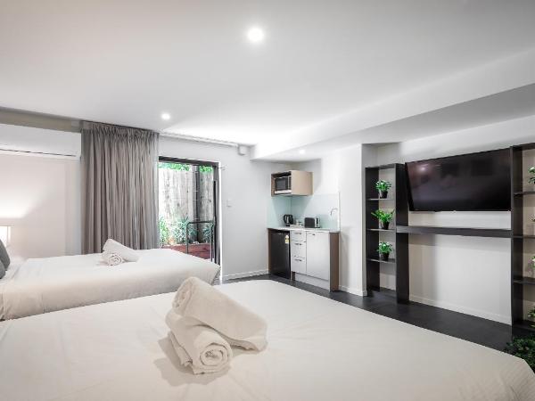 Ascot Budget Inn & Residences : photo 3 de la chambre chambre familiale avec salle de bains privative