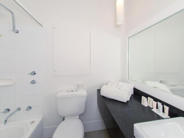 Silkari Urban CKS Sydney Airport Hotel : photo 6 de la chambre chambre lits jumeaux supérieure