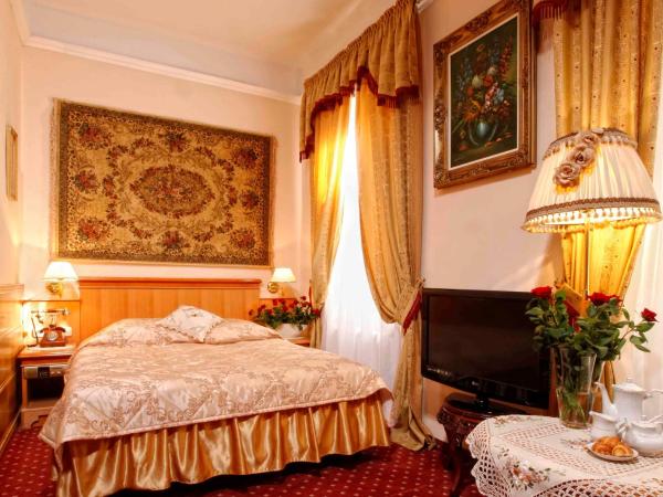 Hotel Europejski : photo 6 de la chambre chambre double ou lits jumeaux plus