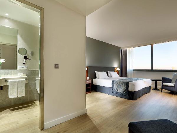 Exe Isla Cartuja : photo 8 de la chambre chambre lits jumeaux