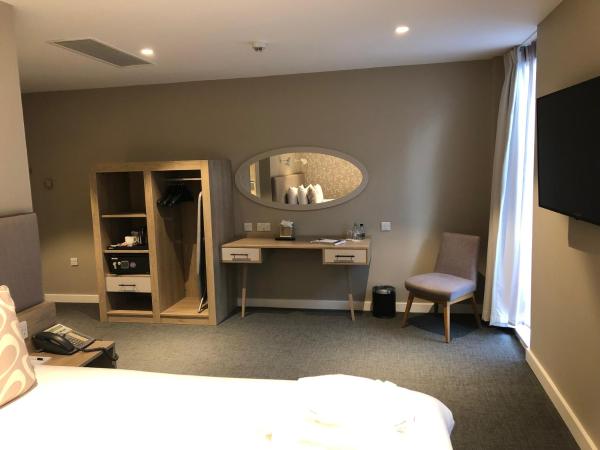 Edgbaston Park Hotel Birmingham : photo 3 de la chambre chambre double - accessible aux personnes à mobilité réduite 