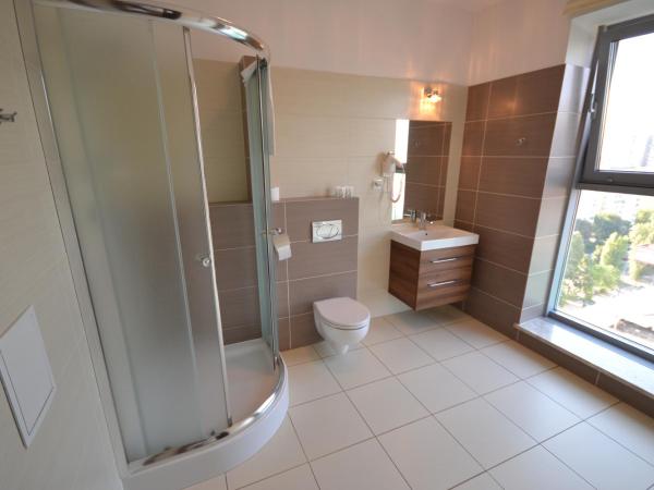 NotaBene Wola Apartment : photo 4 de la chambre appartement en duplex