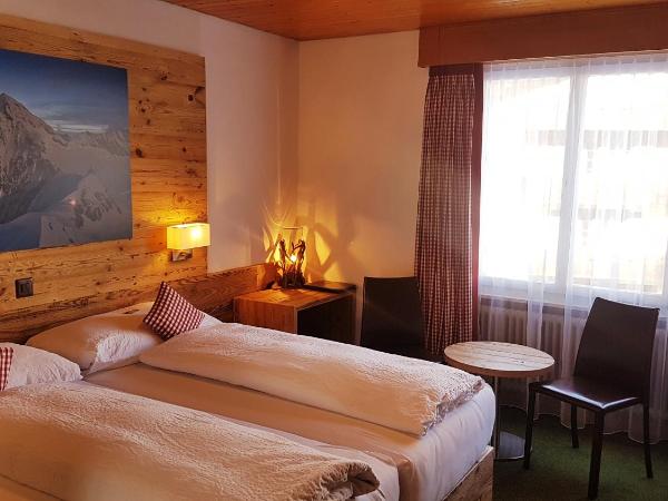 Hotel Bernerhof Grindelwald : photo 8 de la chambre chambre triple standard