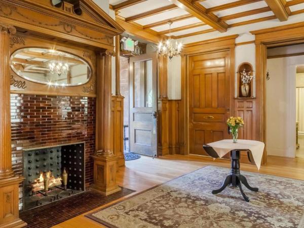 Patterson Inn : photo 1 de la chambre suite lit king-size - accessible aux personnes à mobilité réduite