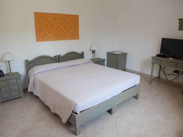Residence Hotel Monte Ricciu : photo 10 de la chambre chambre double
