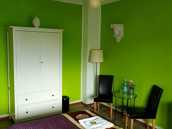 StayInCologne : photo 3 de la chambre chambre double deluxe avec salle de bains commune