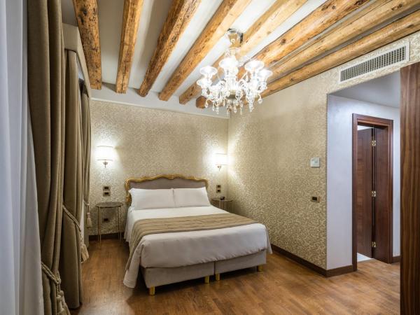 Palazzo San Lorenzo : photo 9 de la chambre chambre double ou lits jumeaux supérieure