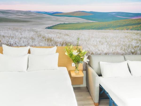 Novotel Sevilla : photo 7 de la chambre chambre double supérieure