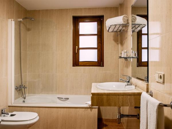 Ikonik Plaza Mercado : photo 7 de la chambre chambre double standard