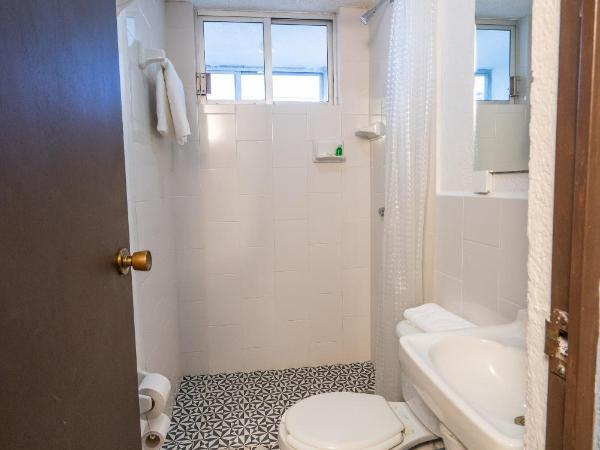 Hotel delf-inn : photo 4 de la chambre chambre double avec balcon