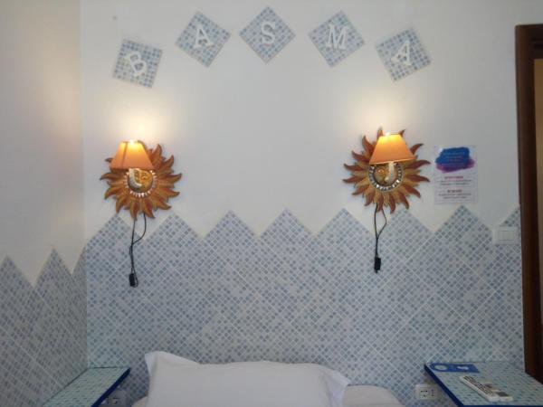 Villa Arazurrina : photo 10 de la chambre chambre double avec salle de bains privative