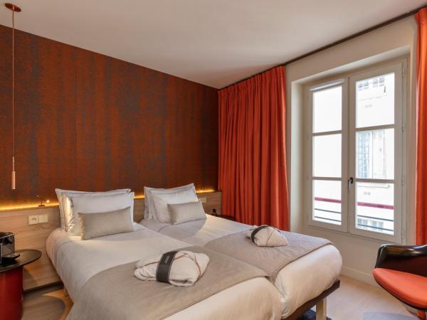 Hôtel de Lille - Saint-Germain des Près : photo 10 de la chambre suite junior supérieure