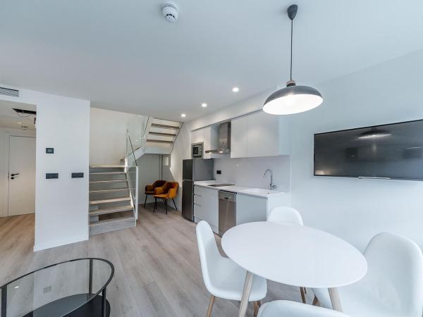 Hotel Distrito Oeste : photo 5 de la chambre suite en duplex