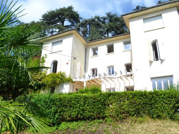 VILLA SAINT VINCENT : photo 1 de la chambre suite - vue sur piscine 