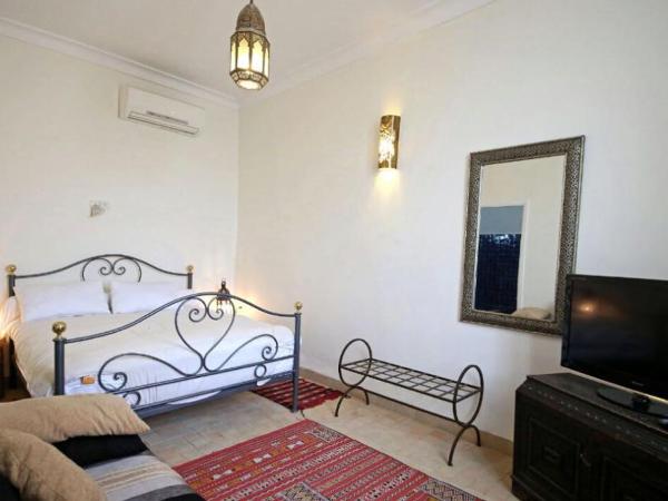 Dar Abdesalam : photo 3 de la chambre chambre double avec salle de bains privative