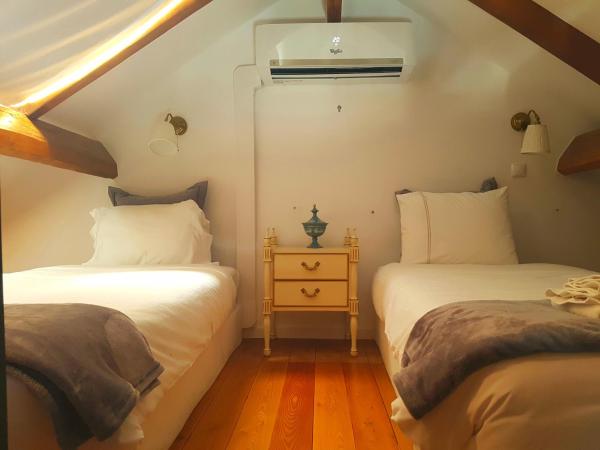 Porto Alegria Garden : photo 5 de la chambre chambre familiale - vue sur jardin