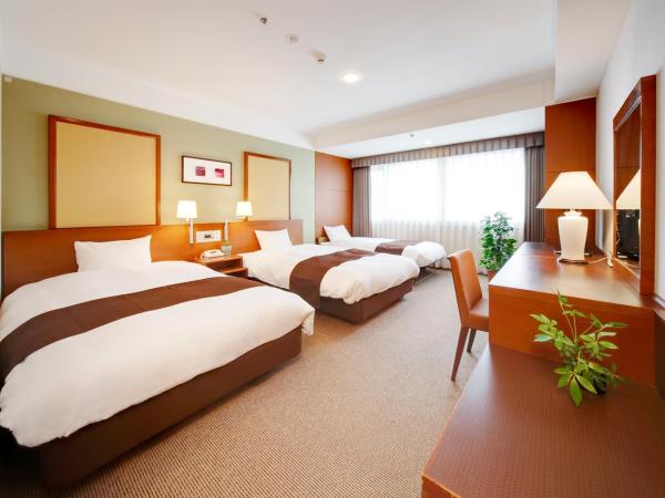 Meitetsu Grand Hotel : photo 4 de la chambre chambre triple - fumeurs