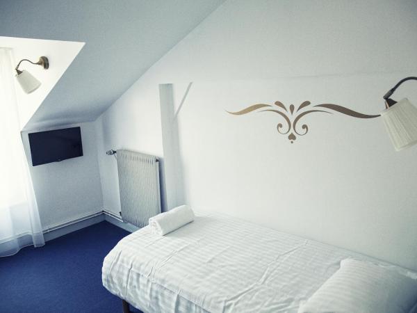 The Old Hotel Ravel Centre : photo 5 de la chambre chambre simple avec accès gratuit au jacuzzi