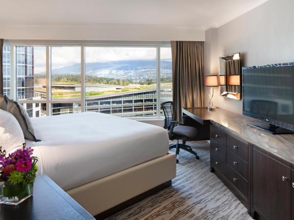 Fairmont Waterfront : photo 4 de la chambre chambre 2 lits doubles deluxe - vue partielle sur port