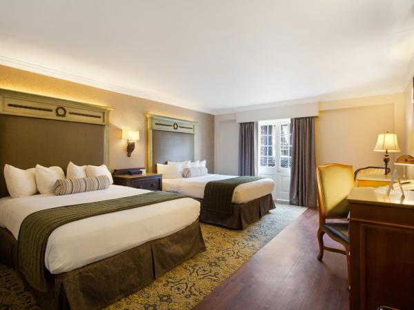 Hotel St. Marie : photo 1 de la chambre hébergements avec 2 lits queen-size et balcon - vue sur rue