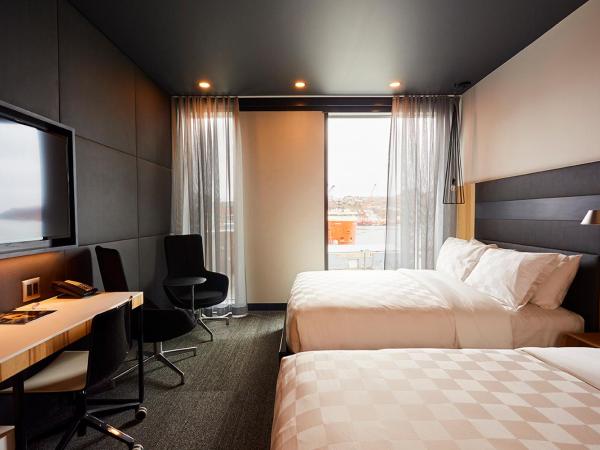 Alt Hotel Saskatoon : photo 5 de la chambre chambre avec 2 grands lits queen-size