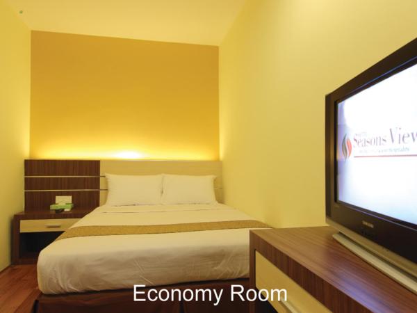 Seasons View Hotel : photo 4 de la chambre economy double room (without window)