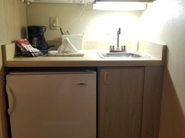 The Beach Cottages : photo 9 de la chambre chambre quadruple avec balcon