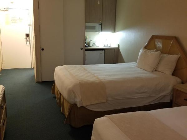 The Beach Cottages : photo 5 de la chambre chambre quadruple avec balcon